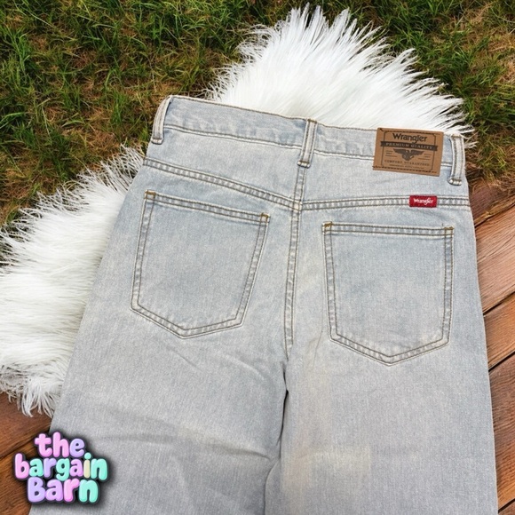 Wrangler NWT Boys Five Star Light Wash Loose Abrasion Resistant Denim Jeans (10) - Picture 4 of 4